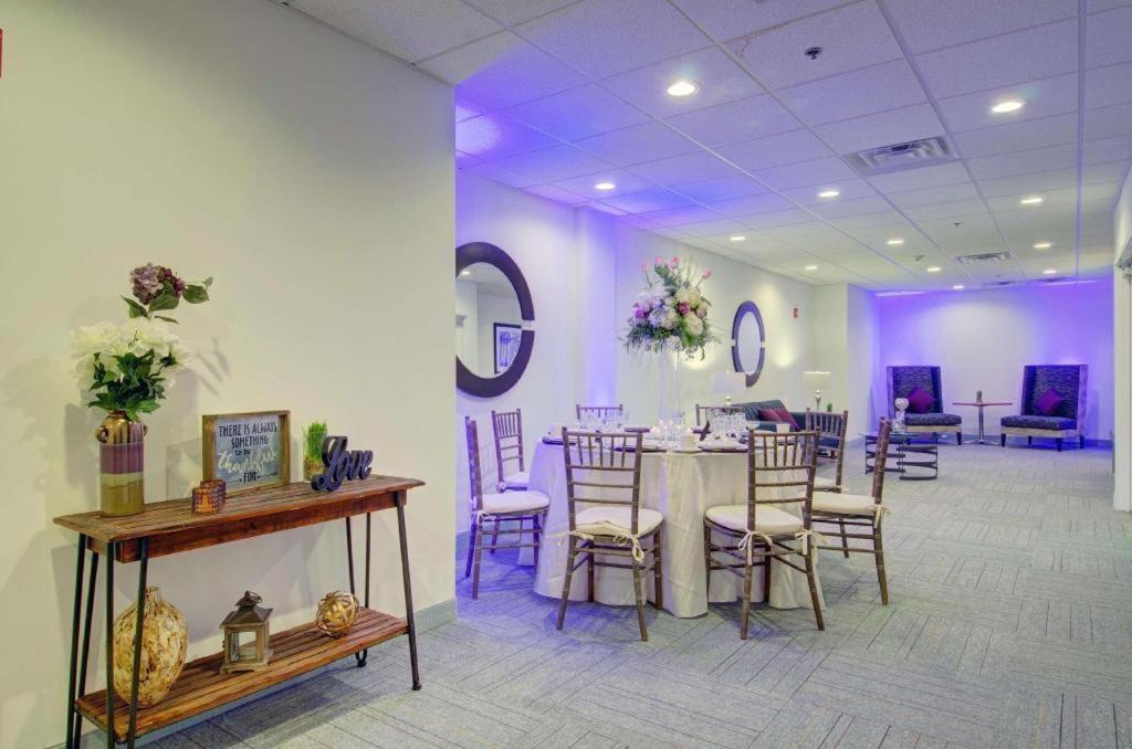 Hampton Inn & Suites Boston/Stoughton Εξωτερικό φωτογραφία