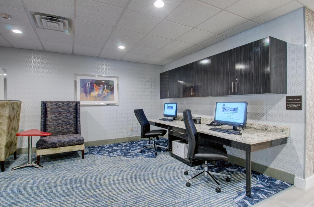 Hampton Inn & Suites Boston/Stoughton Εξωτερικό φωτογραφία